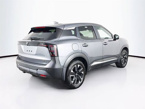 Used 2025 Nissan Kicks SV w/ Illumination Package AWD/4WD image 7