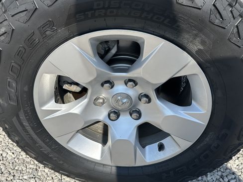 Used 2020 RAM 1500 Big Horn AWD/4WD image 15
