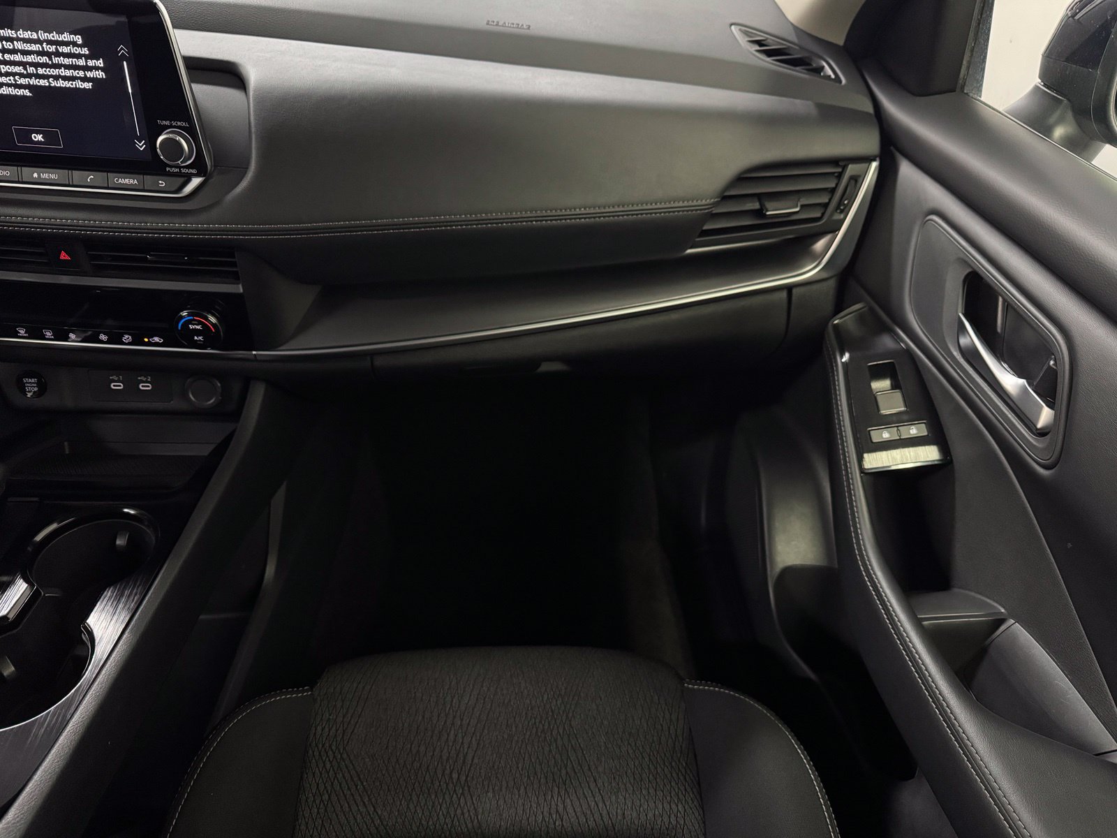 Certified 2026 Nissan Rogue SV AWD/4WD image 18