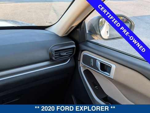 Certified 2020 Ford Explorer XLT image 18