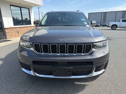 Used 2023 Jeep Grand Cherokee L Limited image 10