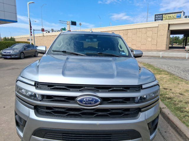 Used 2023 Ford Expedition Max XLT RWD image 5