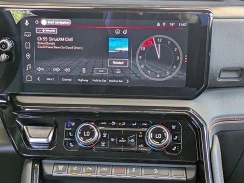 Used 2025 GMC Sierra 3500 AT4 image 17