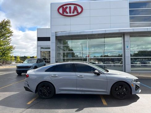 Used 2023 Kia K5 GT-Line AWD/4WD image 2