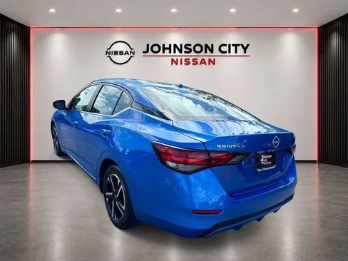 Used 2025 Nissan Sentra SV FWD image 7