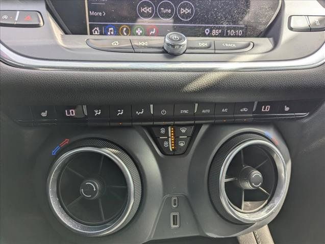 Used 2021 Chevrolet Blazer LT FWD image 19