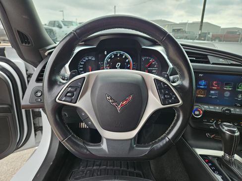 Used 2017 Chevrolet Corvette Stingray Coupe w/ 1LT image 20