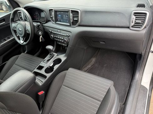 Used 2018 Kia Sportage LX w/ LX Popular Package AWD/4WD image 18