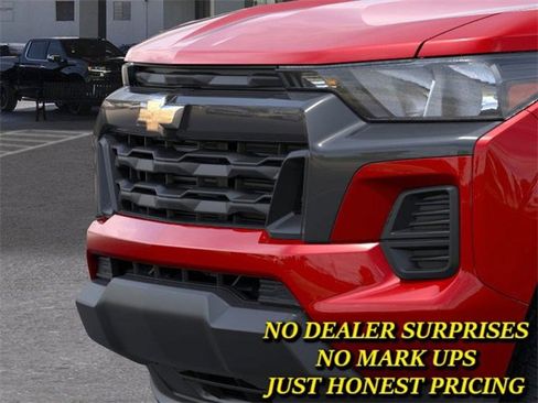 New 2026 Chevrolet Colorado LT image 13