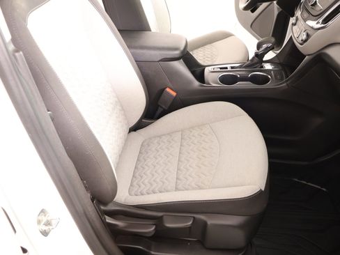 Used 2023 Chevrolet Equinox LT w/ Driver Convenience Package image 13