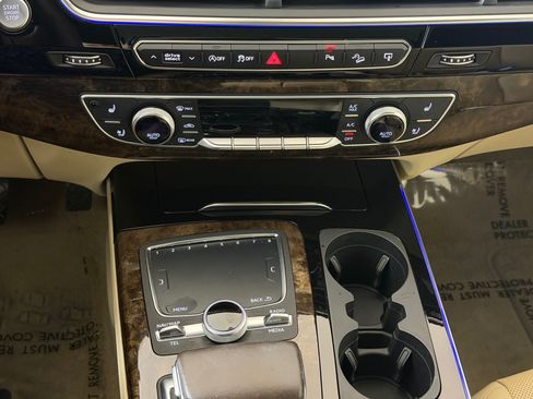 Used 2017 Audi Q7 3.0T Prestige AWD/4WD image 18