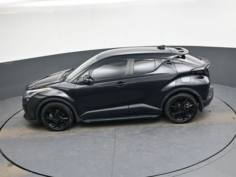 Used 2021 Toyota C-HR image 24
