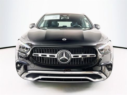 New 2025 Mercedes-Benz GLA 250 4MATIC image 2