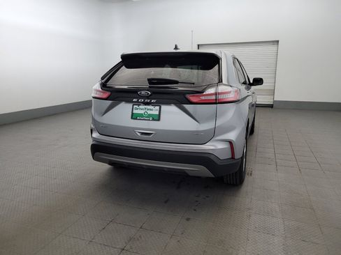 Used 2024 Ford Edge SEL AWD/4WD image 7