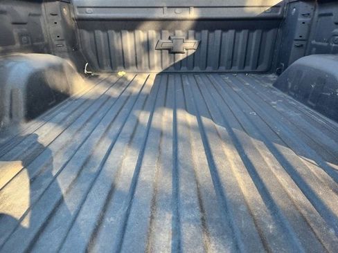 Used 2024 Chevrolet Silverado 1500 LT Trail Boss w/ Convenience Package II image 32