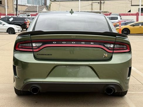 Used 2020 Dodge Charger Scat Pack w/ Driver Convenience Group RWD image 5