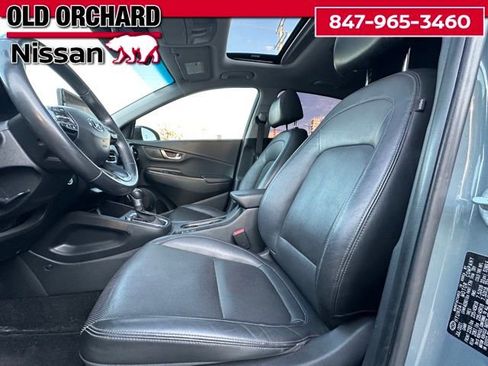 Used 2022 Hyundai Kona Limited FWD image 12