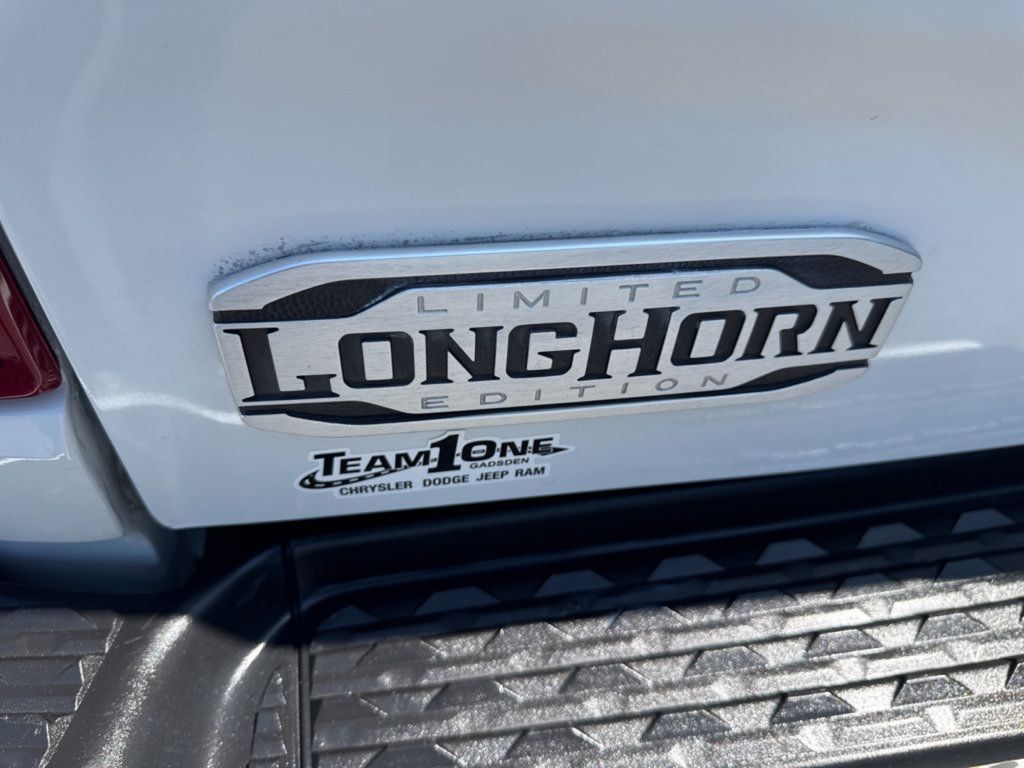Used 2022 RAM 3500 Limited AWD/4WD image 35