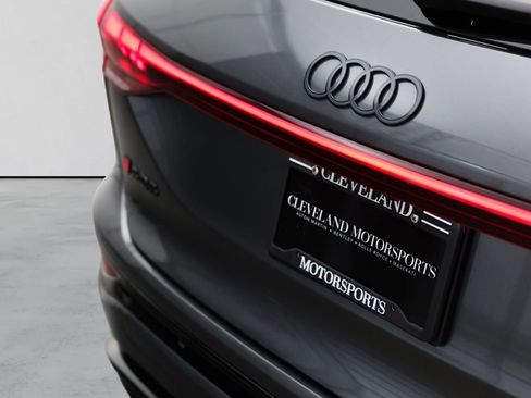Used 2025 Audi SQ6 e-tron Prestige w/ Black Optic Package AWD/4WD image 23