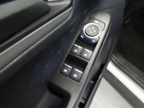 Used 2020 Ford Escape S image 8