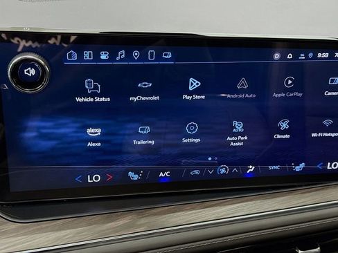 Used 2025 Chevrolet Tahoe Z71 w/ Comfort Package image 17