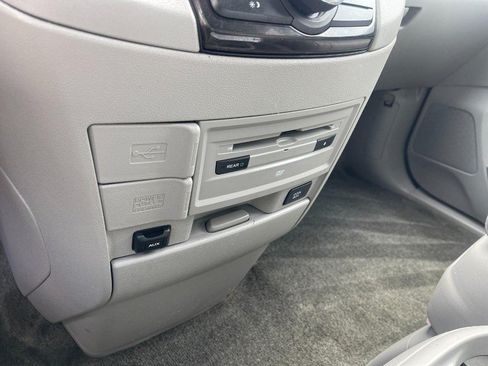 Used 2015 Honda Odyssey Touring Elite image 21