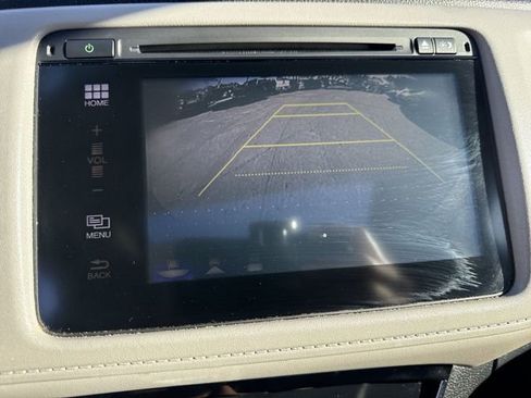 Used 2017 Honda HR-V EX image 17