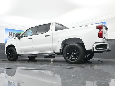 New 2026 Chevrolet Silverado 1500 Custom w/ LPO, Dark Essentials Package AWD/4WD image 16