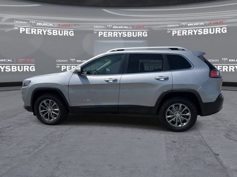 Used 2020 Jeep Cherokee Latitude Plus w/ Cold Weather Group AWD/4WD image 5