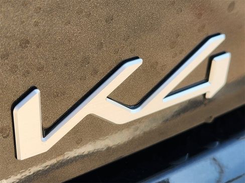 New 2025 Kia K4 LXS image 7