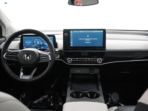 Used 2025 Honda Prologue Touring image 16