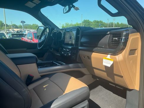 New 2026 Ford F250 Lariat w/ Chrome Package AWD/4WD image 11