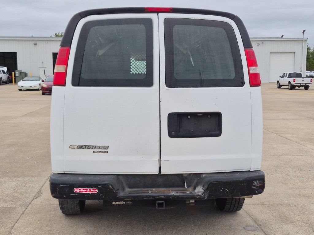 Used 2013 Chevrolet Express 2500 RWD image 6