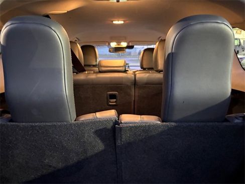 Used 2020 Mitsubishi Outlander SEL image 22