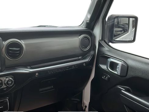 Certified 2022 Jeep Wrangler Unlimited Sport image 23