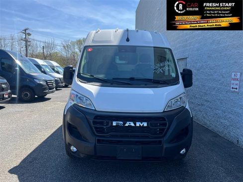 Used 2024 RAM ProMaster 2500 w/ Convenience Group image 2