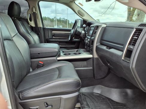 Used 2018 RAM 2500 Laramie w/ Sport Appearance Group image 21