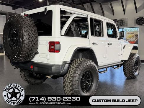 Used 2024 Jeep Wrangler Unlimited Rubicon 4xe AWD/4WD image 7