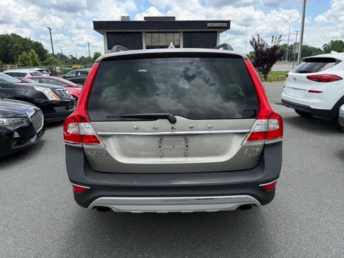 Used 2015 Volvo XC70 T6 Premier Plus AWD/4WD image 6