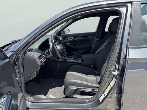 Used 2023 Honda Civic Sport image 18