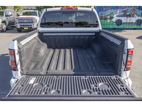 Used 2024 Nissan Frontier SV w/ SV Convenience Package AWD/4WD image 14