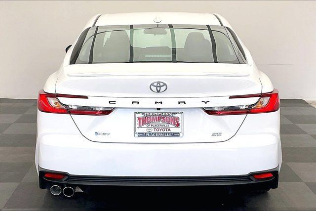 Used 2025 Toyota Camry SE FWD image 3