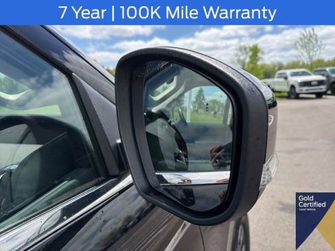 Used 2025 Ford Expedition Platinum AWD/4WD image 9