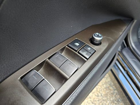 Used 2022 Toyota Camry XSE w/ Cold Weather Package FWD image 15
