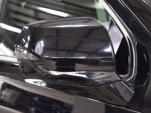 Used 2024 GMC Yukon XL Denali w/ Max Trailering Package image 18