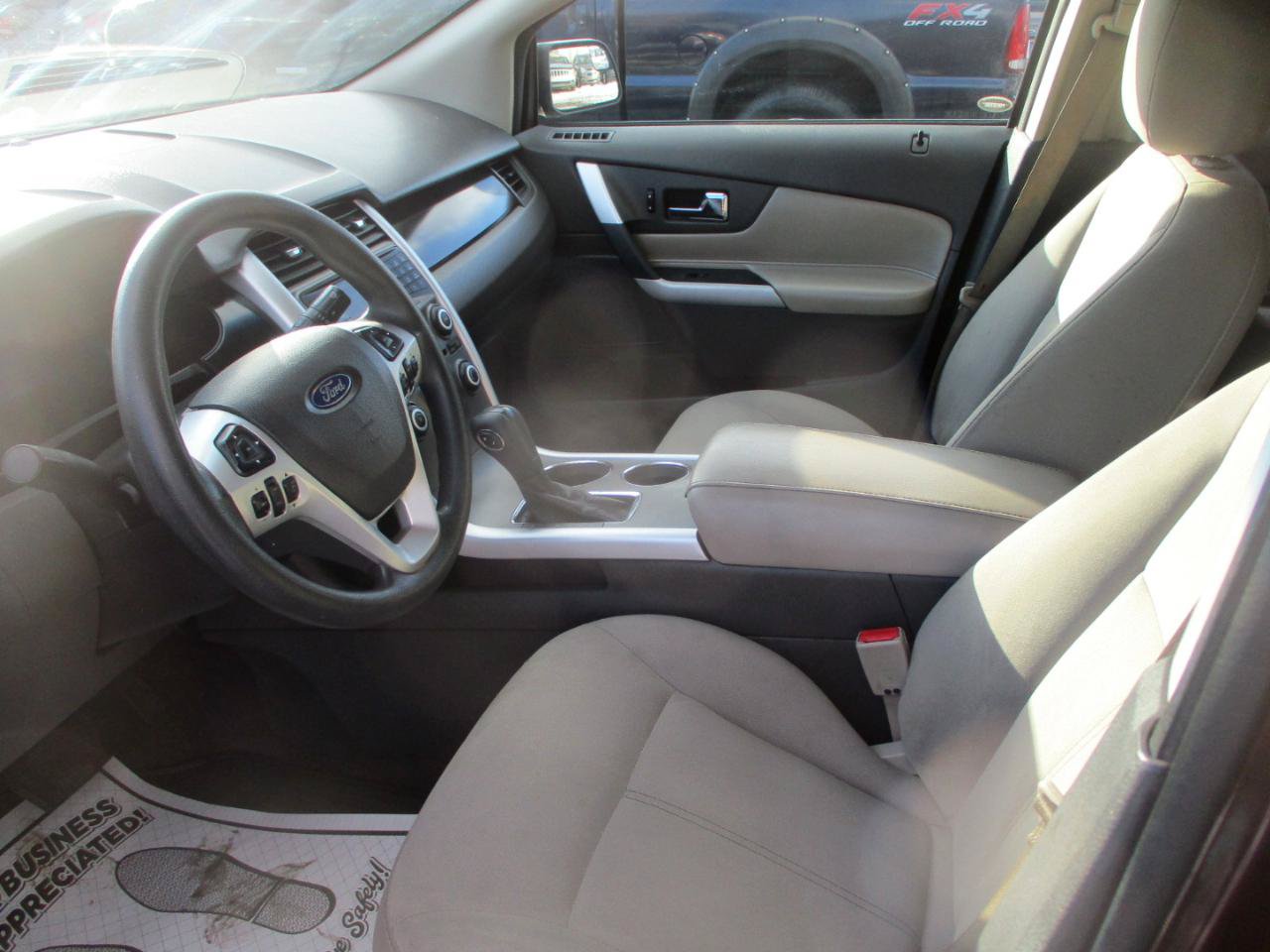Used 2012 Ford Edge SE FWD image 11