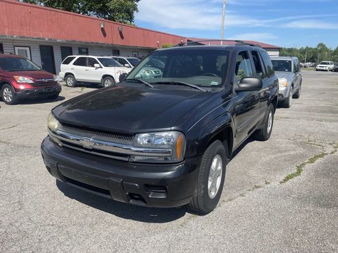 Used 2003 Chevrolet TrailBlazer LS w/ Preferred Equipment Group image 2