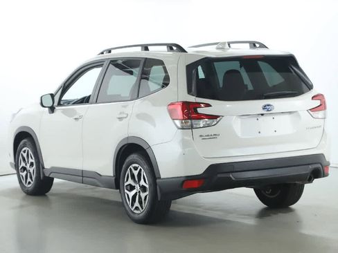 Used 2023 Subaru Forester Premium AWD/4WD image 44