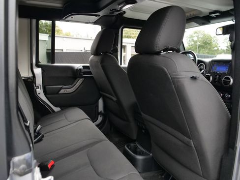 Used 2017 Jeep Wrangler Unlimited Sport w/ Quick Order Package 24S image 30