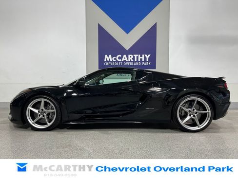 Used 2024 Chevrolet Corvette E-Ray AWD/4WD image 17